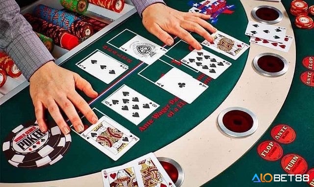 Cùng alobet88 tìm hiểu về cách đọc bài poker nhé