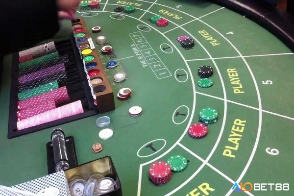 Chiến thuật trong baccarat như hệ thống 1-3-2-6 giúp người chơi quản lý vốn và tối đa hóa lợi nhuận từ các chuỗi thắng ngắn hạn.