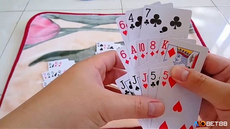 Tính chi mậu binh đúng cách giúp bạn dễ dàng sắp xếp bài của mình