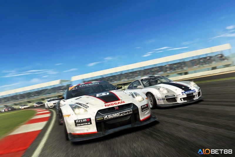 Real Racing 3 – Game đua xe mô phỏng chân thực với hơn 250 mẫu xe và 40 đường đua nổi tiếng toàn cầu