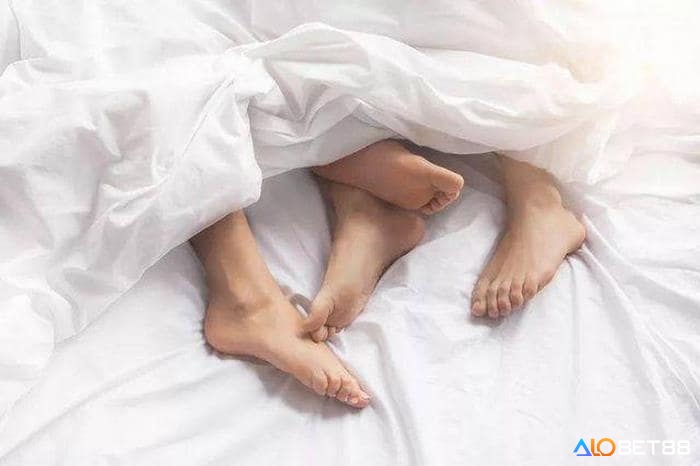 Tiếp cận khoa học khi giải mã giấc mơ thấy làm chuyện ấy
