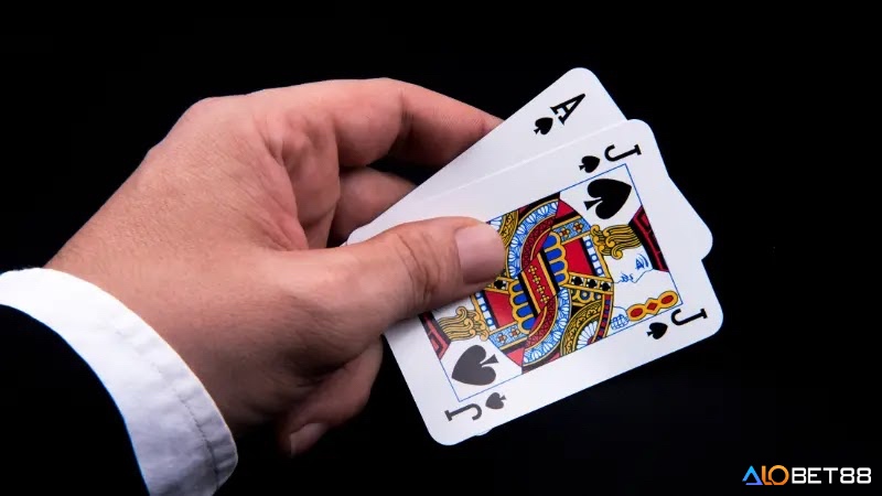 Những trường hợp ăn trắng của xì dách online mà anh em nên biết