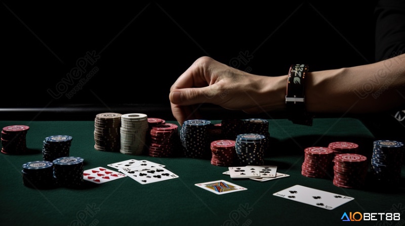 Cùng alobet88 khám phá trò chơi poker ăn tiền cực hấp dẫn nhé