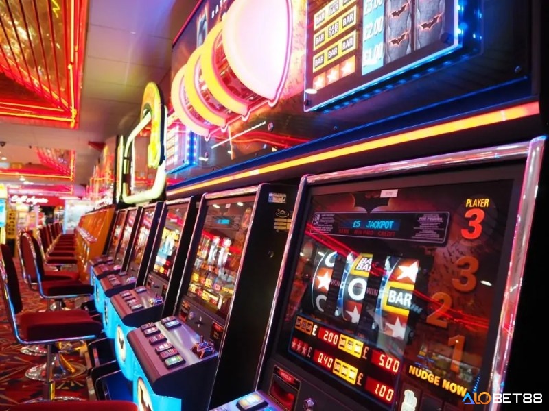 Luật chơi xèng trong casino - Chọn chế độ quay phù hợp để tối ưu thời gian và hiệu suất chơi game