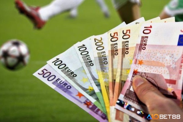 Nhiều người chơi mới thường nhầm lẫn kèo 2.25 với 2.5, chưa hiểu 'nửa tiền' là thắng/thua 50%, và coi kèo 2.25 là hoàn toàn an toàn