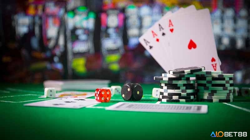 Bài phỏm online thường sẽ có các mốc tính điểm đặc biệt hơn so với bản truyền thống