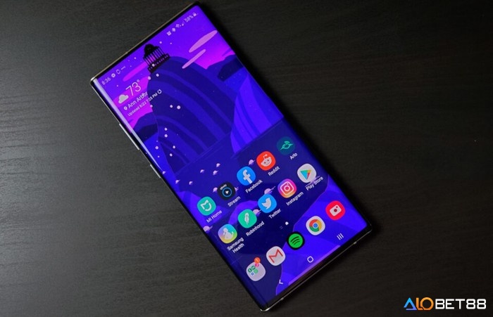 Mơ thấy điện thoại đánh con gì? Mơ thấy điện thoại xuất xứ Trung Quốc đánh số 73